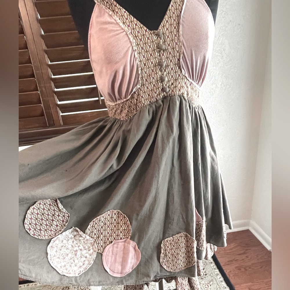 Ryu Silver and Pink Sleeveless Sundress